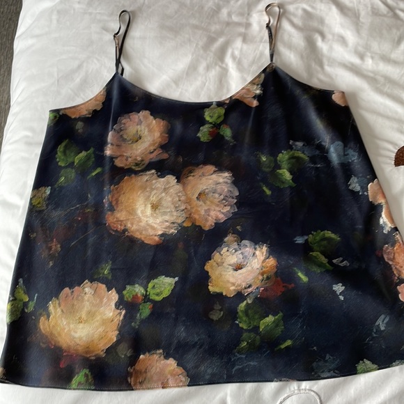 Vince camisole - Picture 7 of 7